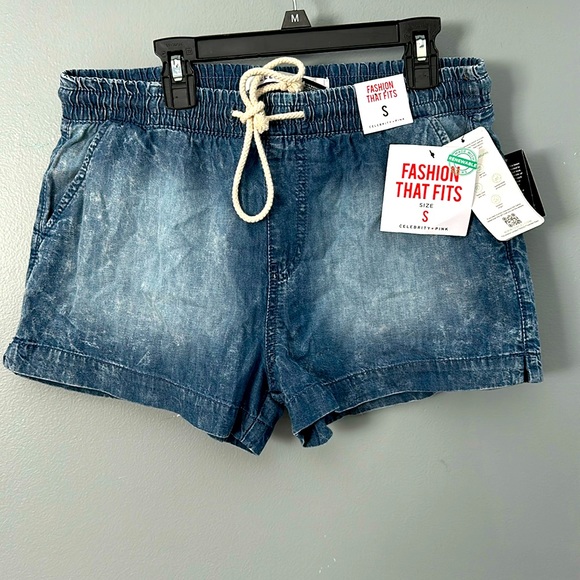 Celebrity Pink Tie Shorts - Picture 1 of 2